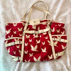 Cute red summer tote bag with a bird pattern 🕊